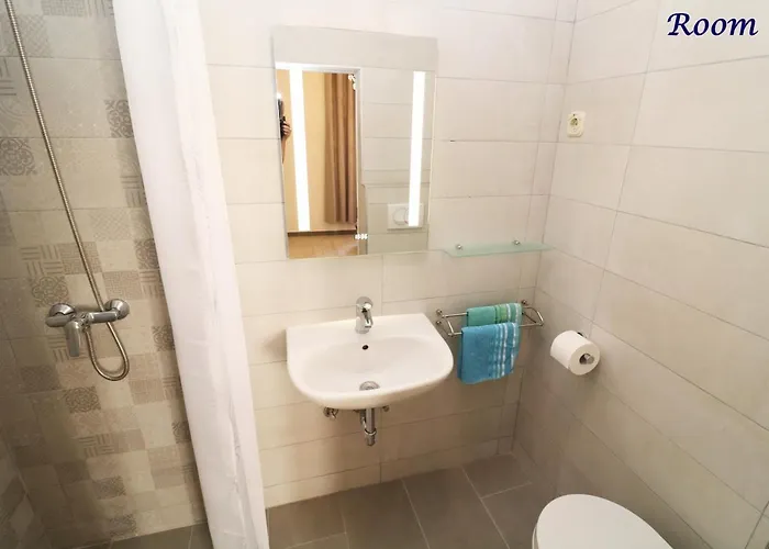 Old Town Rooms And Apartment