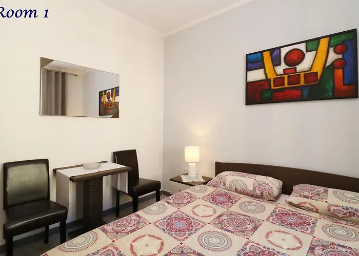 Old Town And Penzion Poreč