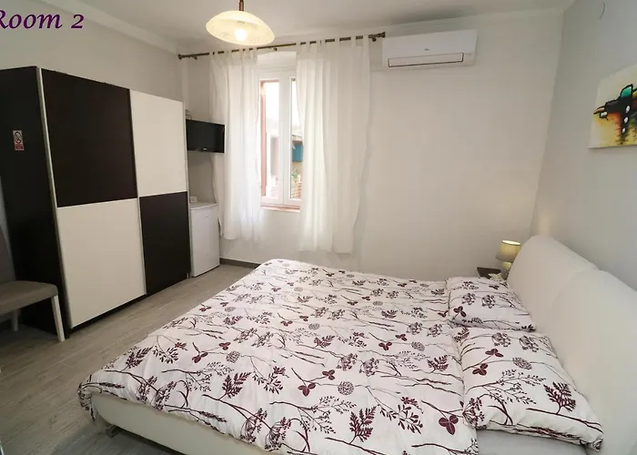 Guest house Old Town Rooms And Apartment Porec