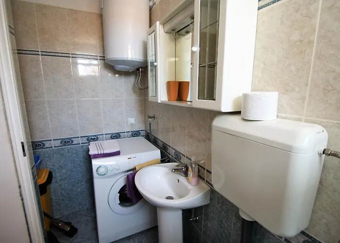 Guest house Old Town Rooms And Apartment 3*