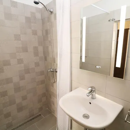 Old Town And Гостьовий будинок